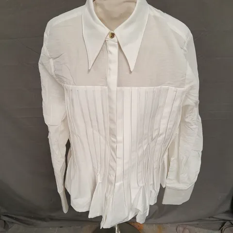 MINT VELVET PINTUCK DETAIL SHIRT IN WHITE SIZE XL