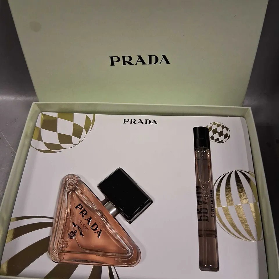 BOXED PRADA GIFT SET