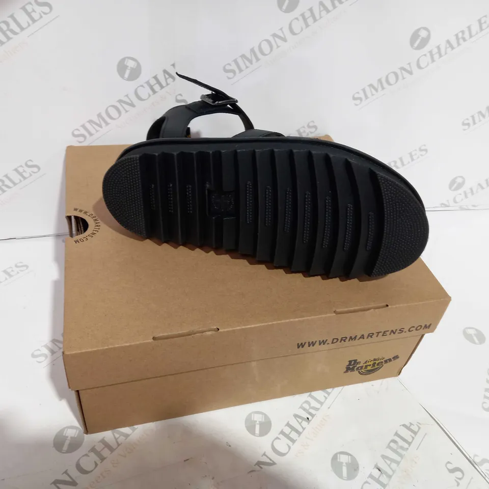 DR. MARTENS AIRWAIR STRAPPED SANDALS IN BLACK - UK SIZE 6