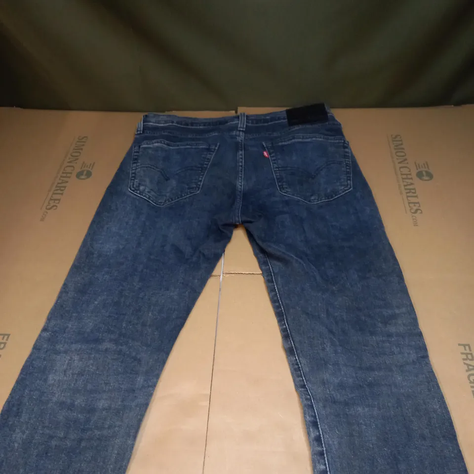 MENS LEVIS DENIM JEANS SIZE UNSPECIFIED