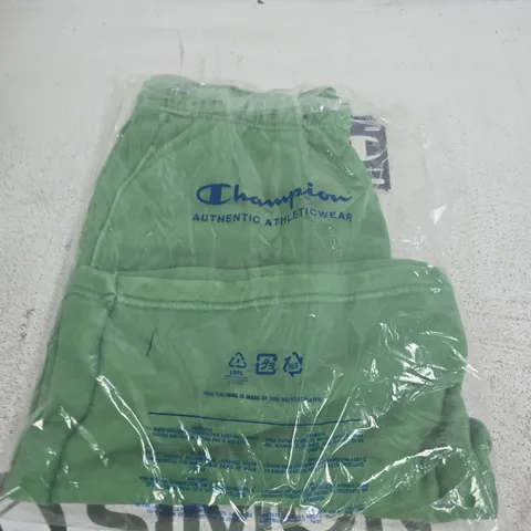 CHAMPION GREEN SHORTS – SMALL
