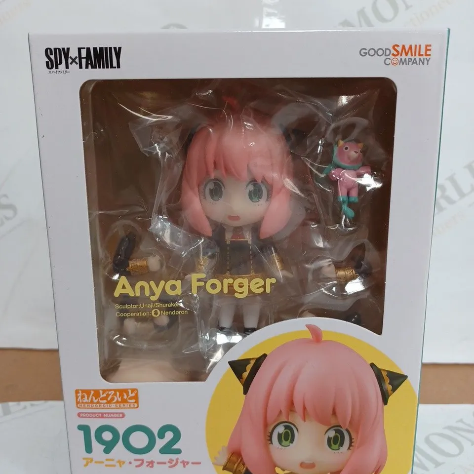 BOXED GOOD SMILE COMPANY 1902 ANYA FORGER FIGURE