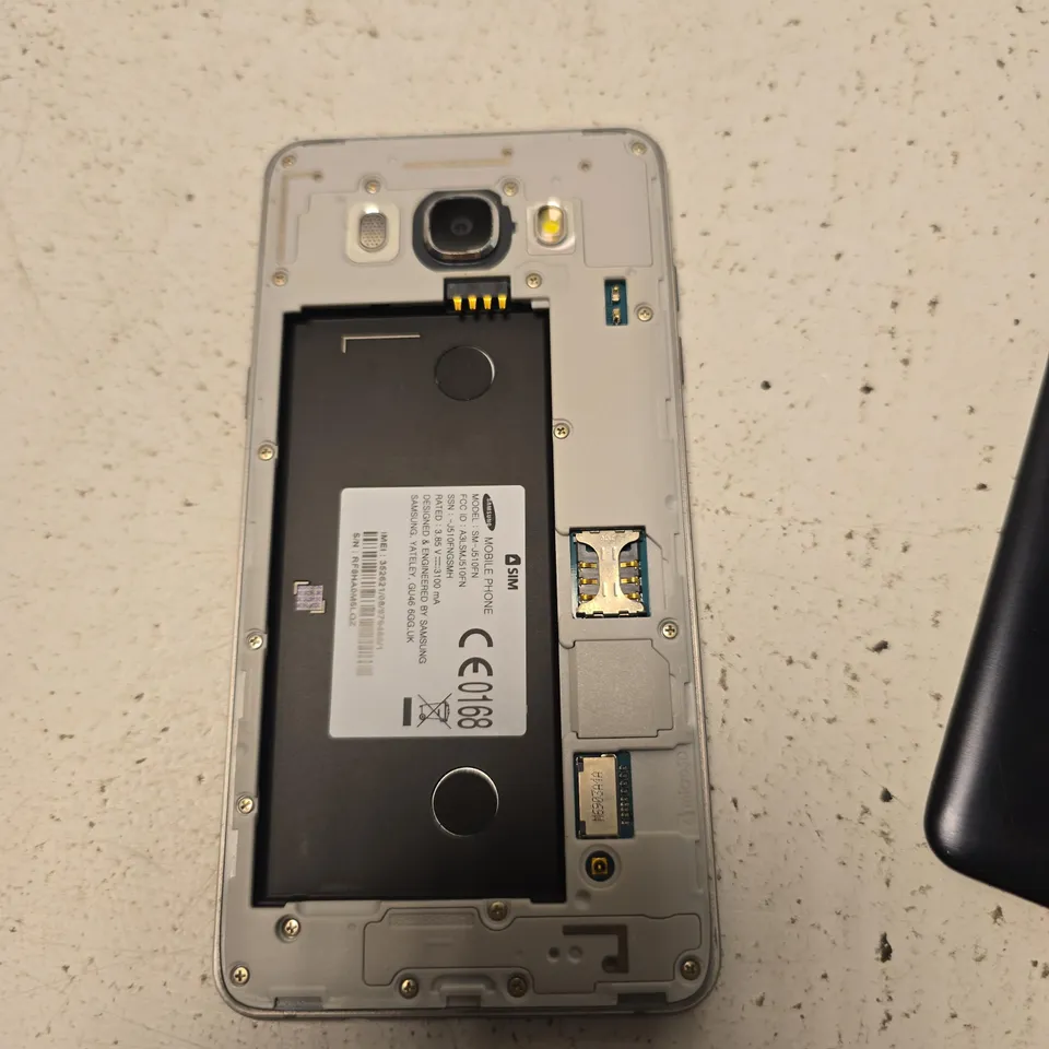 SAMSUNG GALAXY SMARTPHONE – BLACK NO BATTERY
