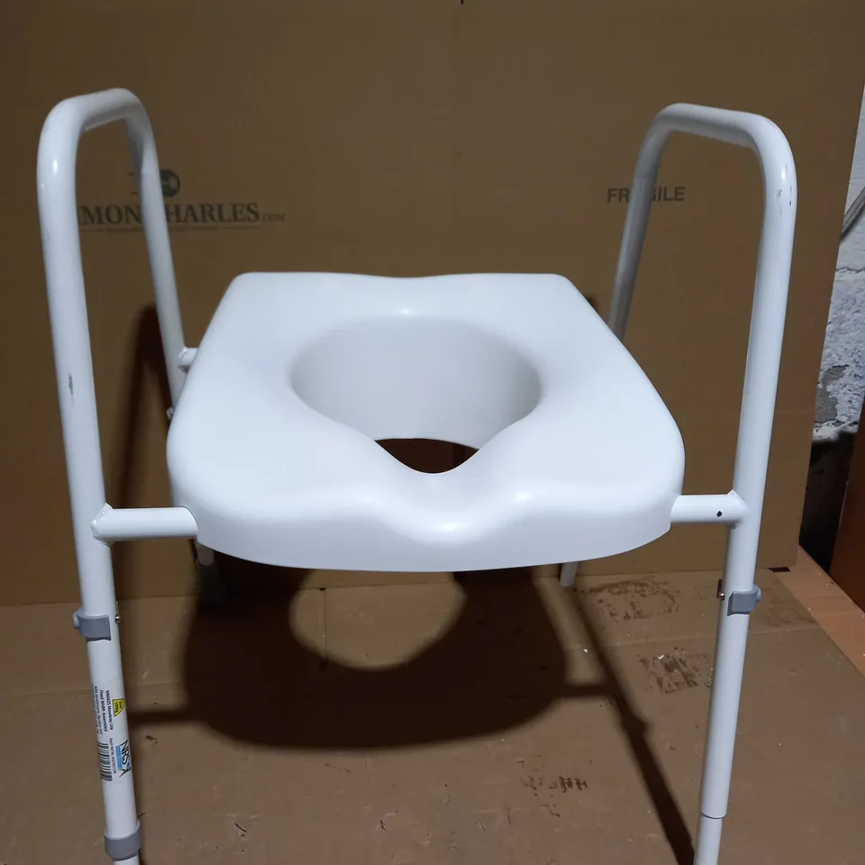 NRS HEALTHCARE M66625 MOWBRAY TOILET SEAT AND FRAME LITE