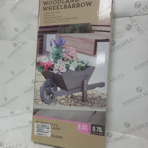 WOODLAND WHEELBARROW