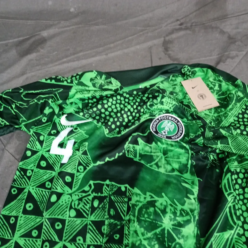 NIKE MEN'S NIGERIA FOOTBALL JERSEY, SIZE M, PERSONALISED NUMBER 4