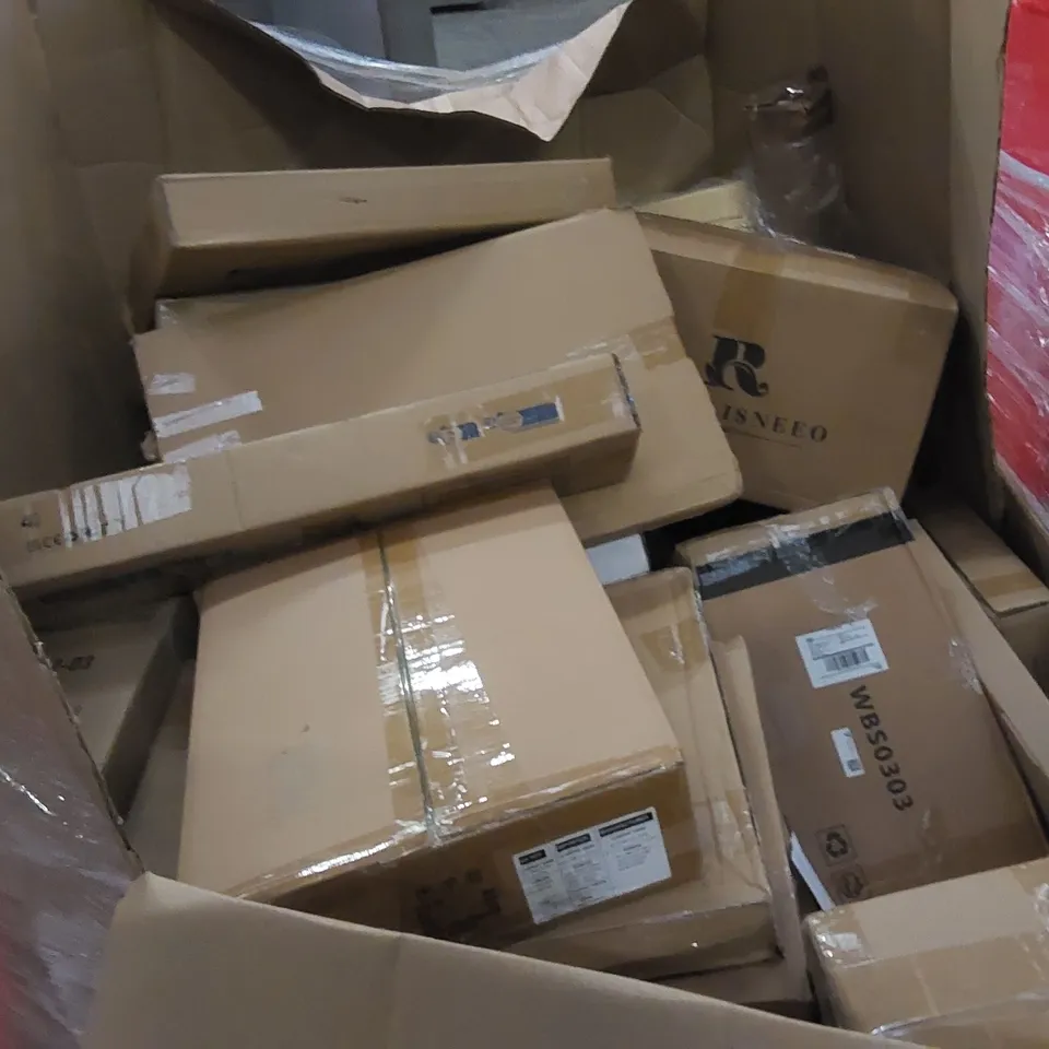 PALLET CONTAINING ASSORTED HOUSEHOLD PRODUCTS. INCLUDES AUTUMN WREATH, TOILET SEATS, ELECTRIC FRYER, HEATED BLANKET, RAIN SHOWER SYSTEM, DOWNRIGHT ETC 