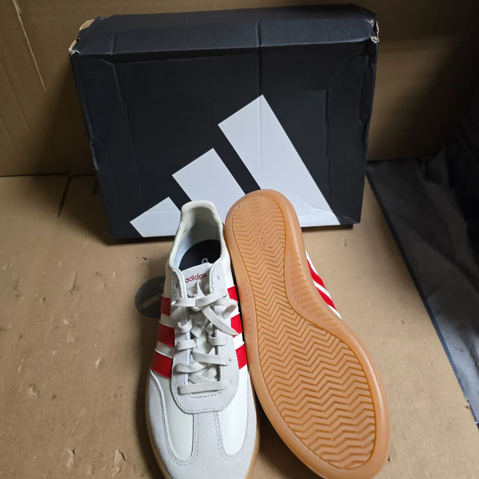 ADIDAS SNEAKERS – WHITE WITH RED STRIPES, GUM SOLE - UK SIZE 9 
