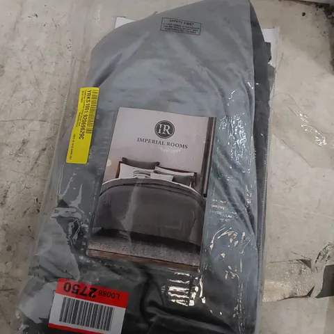 PACKAGED CHRISTHIAN CRUSHED VELVET DUVET COVER 