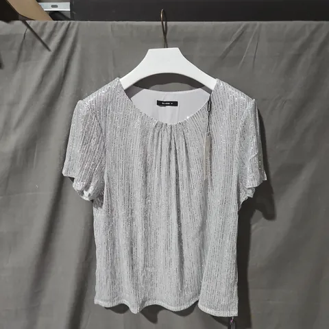 ROMAN LADIES SILVER SEQUIN TOP SIZE 20