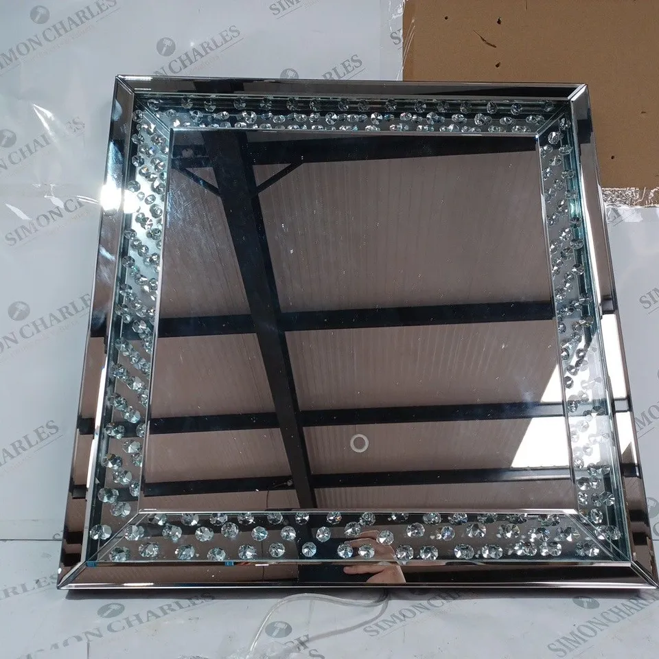 BOXED JULIEN MACDONALD LIGHT UP MIRROR - COLLECTION ONLY