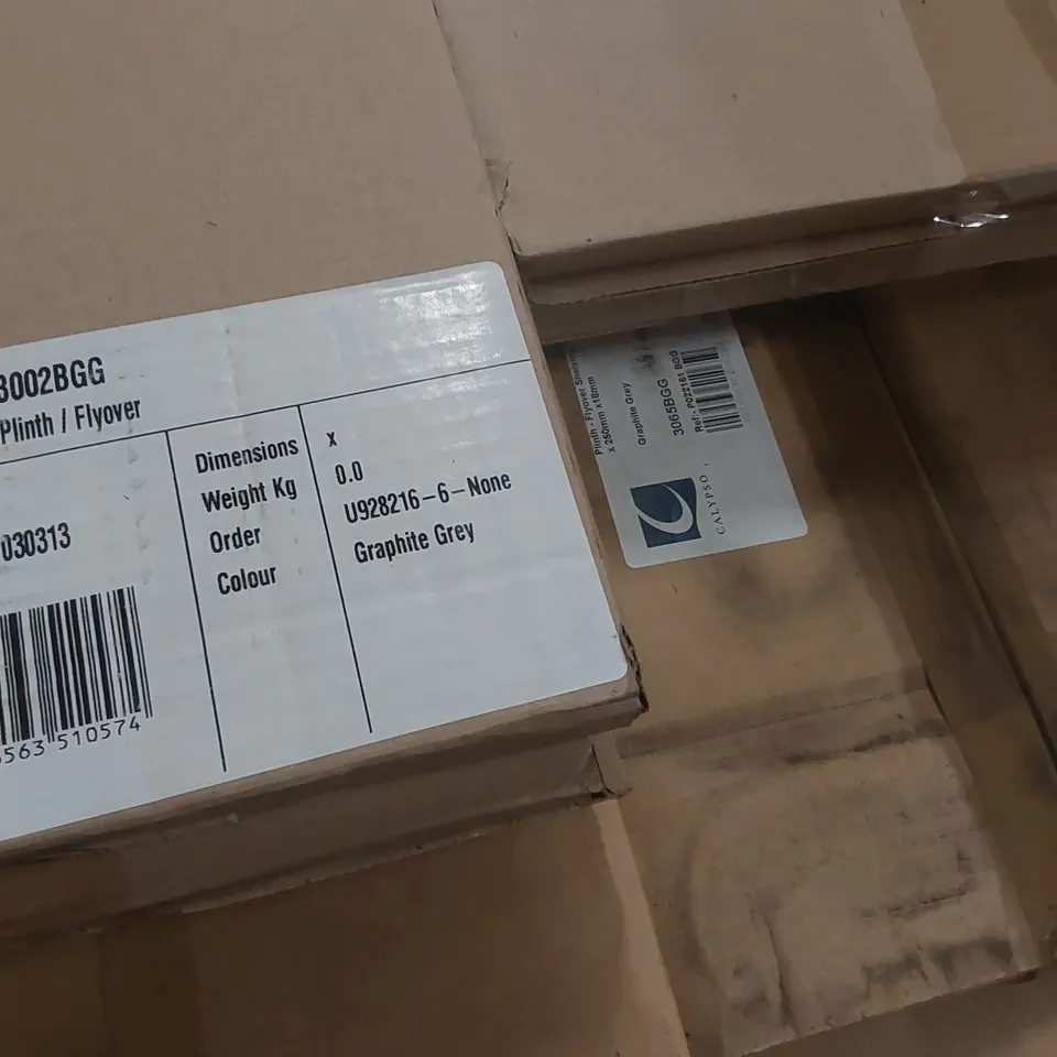 PALLET CONTAINING A LARGE QUANTITY OF ASSORTED PLINTH PANELS ECT