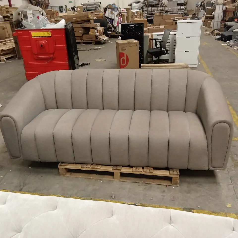 DANETTI KENDRA VELVET 3 SEATER SOFA RRP £1199