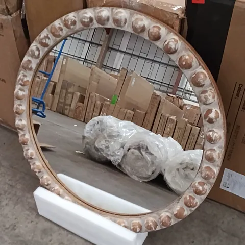 BOXED WALL MOUNTED MIRROR - NATURAL/WHITE (1 BOX)
