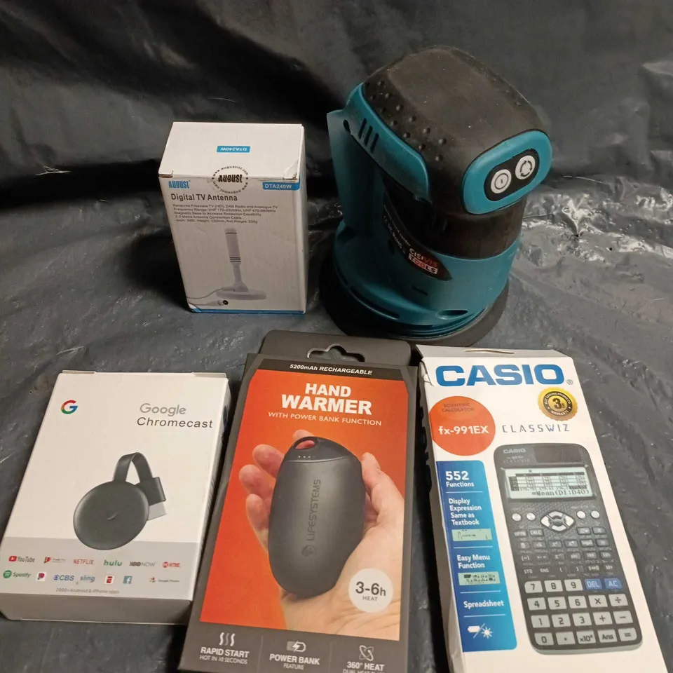 APPROXIMATELY 10 ASSORTED ELECTRICAL PRODUCTS TO INCLUDE CASIO CALCULATOR, HAND WARMERS, TV ANTENNA ETC 