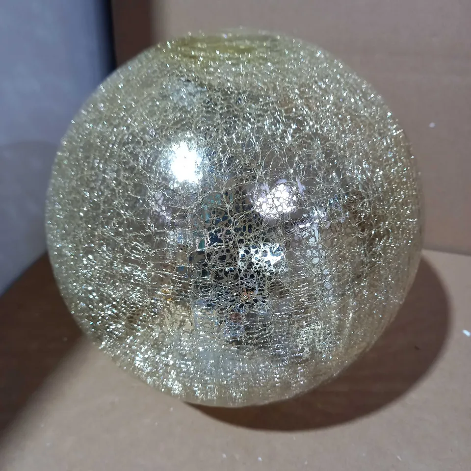 MR CHRISTMAS 8" GLASS CRACKLE SPHERE WITH ROTATING LIGHT