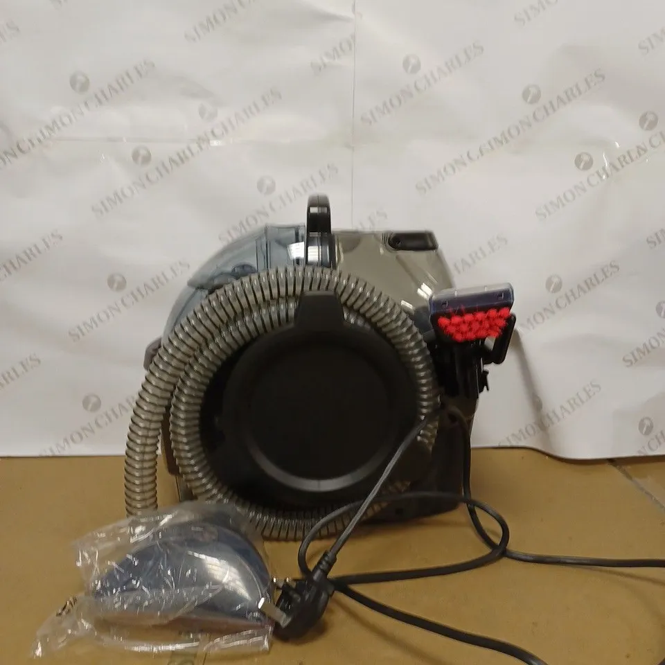 BISSELL SPOT CLEAN PRO PORTABLE CARPET WASHER 