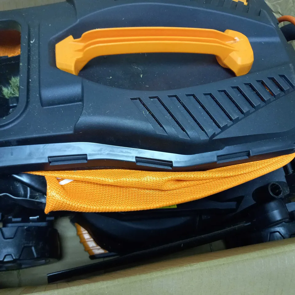 YARDFORCE 40V CORDLESS LAWNMOWER