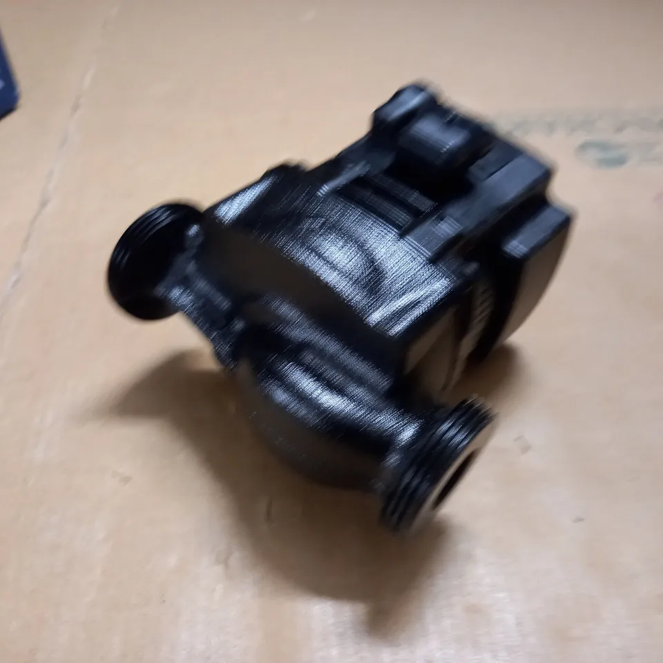 GRUNDFOS UPS3 15-50/65 130 CIRCULATOR FOR HEATING SYSTEM