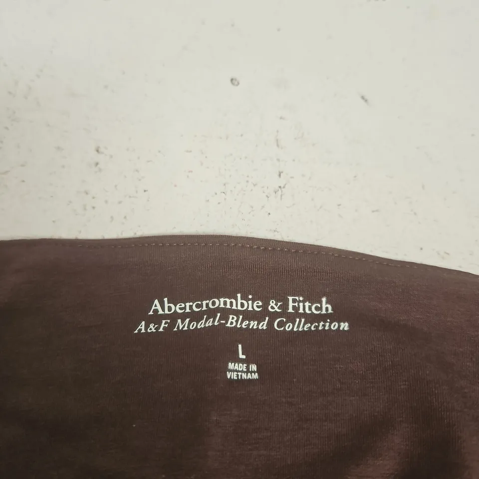 ABERCROMBIE & FITCH A&F MODAL-BLEND COLLECTION TOP – BROWN, SIZE L