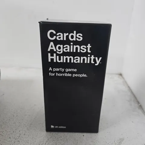 BOXED CARDS AGAINST HUMANITY UK EDITION GAME