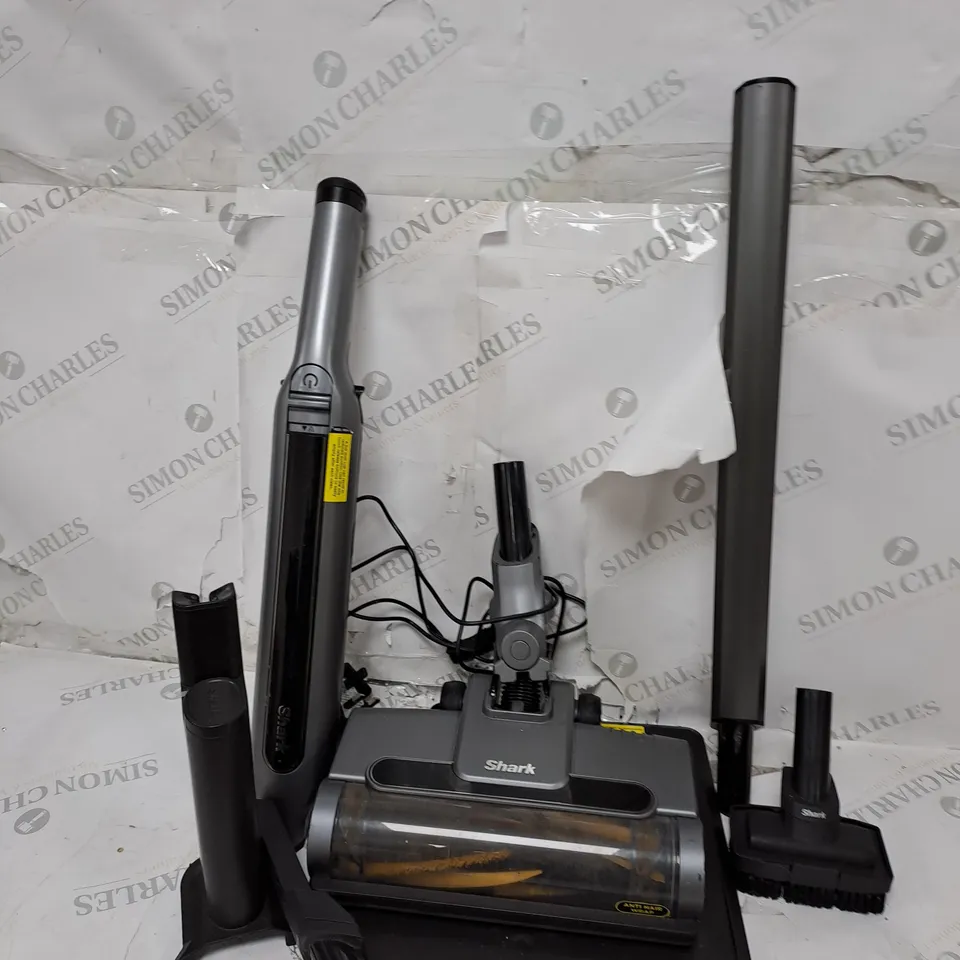 SHARK WANDVAC 2-IN-1 LIGHTWEIGHT CORDLESS HANDHELD VACUUM CLEANER