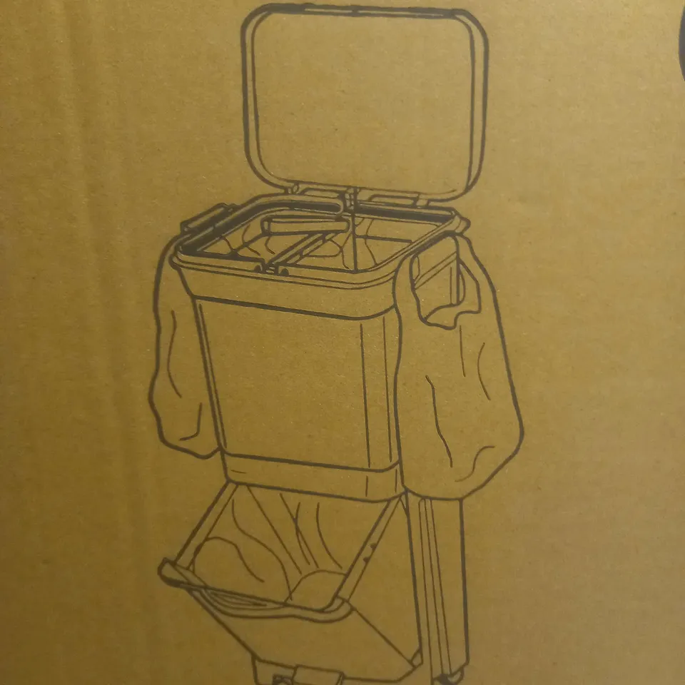 BOXED 2-FLOOR TRASH CAN IN WHITE 38L