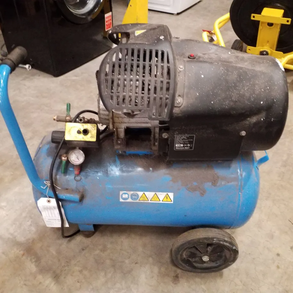 AIRMASTER TIGER 16/550 14.5CFM 50 LITRE 3HP AIR COMPRESSOR (230V)