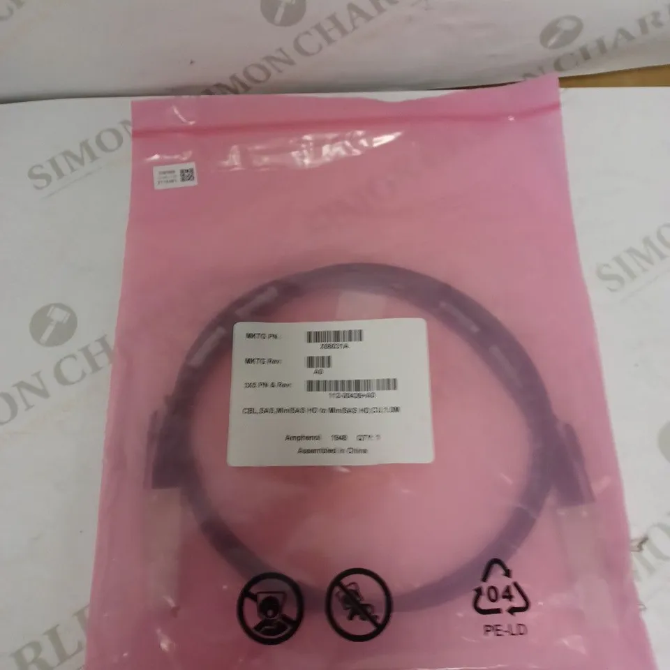 LOT OF 5 CBL,SAS,MINISAS, HD TO MINISAS,HD,CU,1.0M CABLES 
