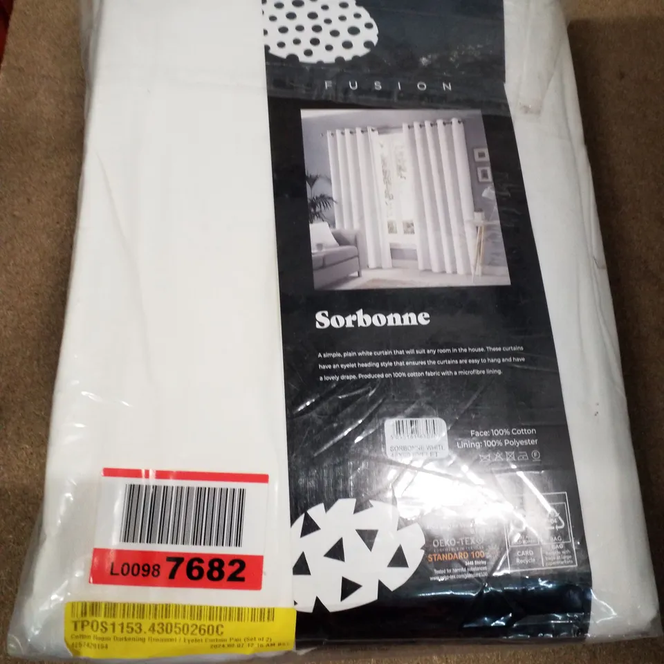 100% COTTON EYELET CURTAINS WHITE
