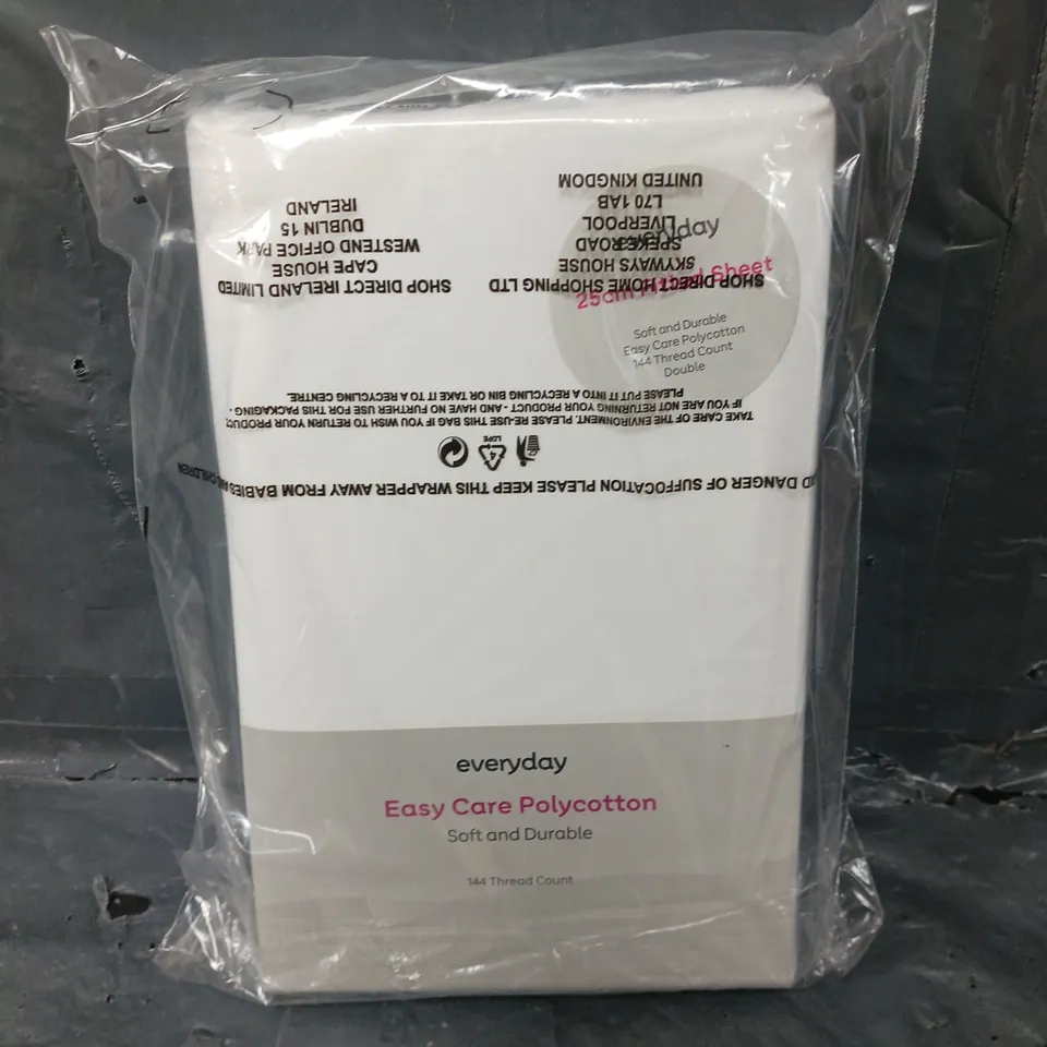 EASY CARE POLYCOTTON 25 CM FITTED SHEET