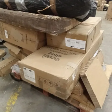 PALLET OF INCOMPLETE FURNITURE SETS AND OTHER ASSORTED ITEMS TO INCLUDE;GRAVITY CHAIRS,TUBE TENTS