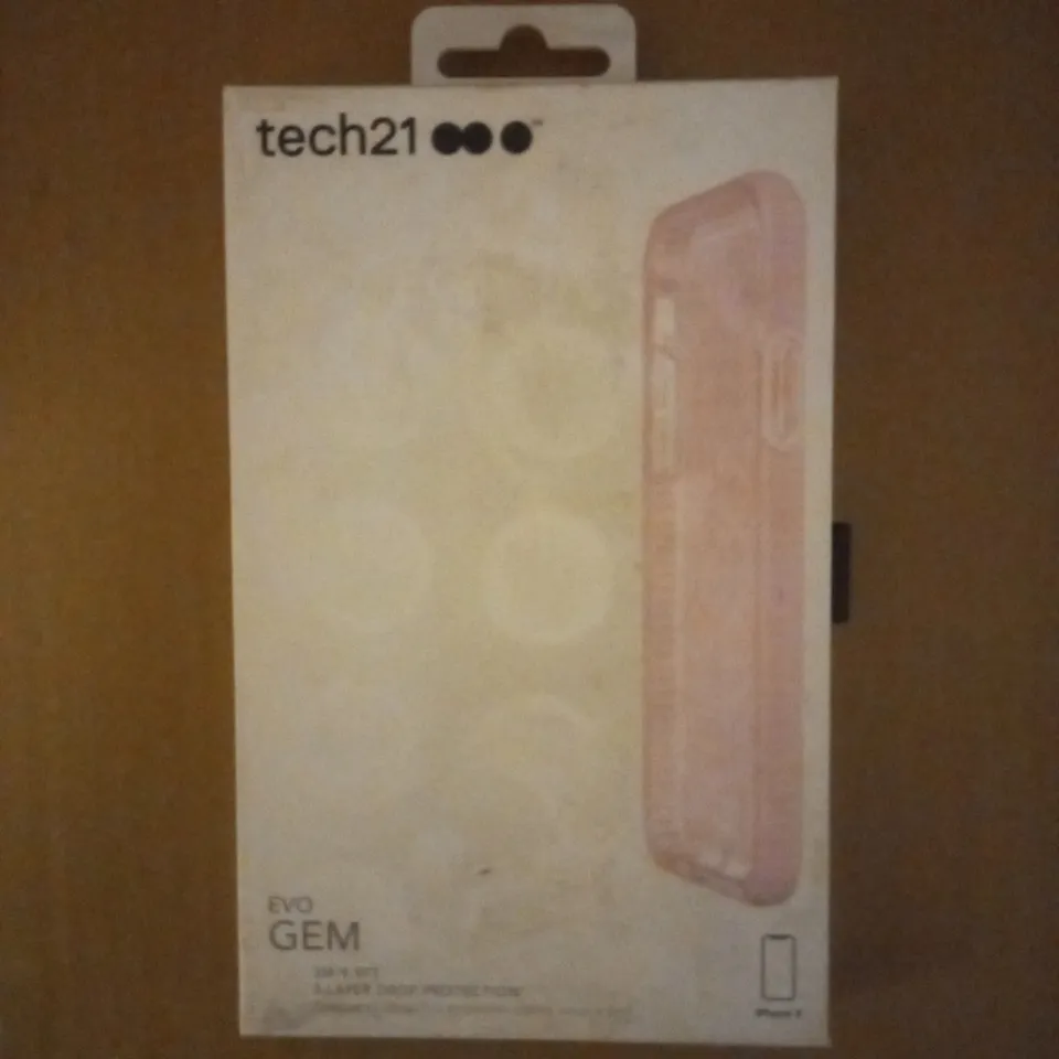 LOT OF APPROXIMATELY 79 BRAND NEW BOXED TECH 21 EVO GEM CASE WITH 9.9FT 3-LAYER DROP PROTECTION FOR IPHONE X T21-5902 ROSE