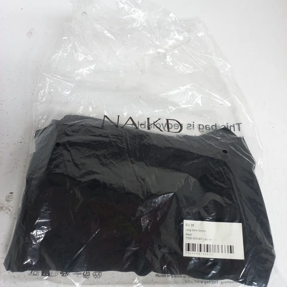 NA-KD LONG SATIN SHORTS – BLACK - 8