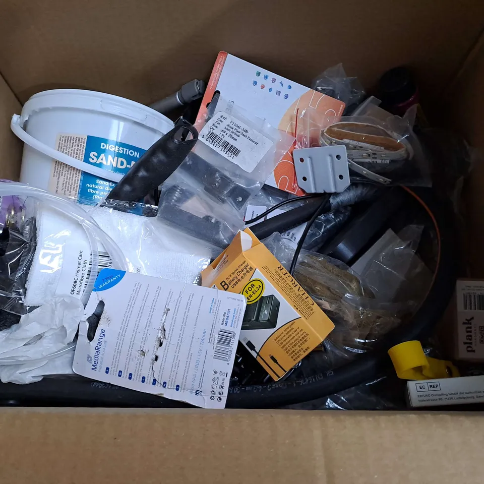 LARGE QUANTITY OF ASSORTED HOUSEHOLD ITEMS TO INCLUDE SHIMANO CHAIN, ANCHORS AND SCREWS BOX, LED TORCHES AND CABLE BIKE LOCK