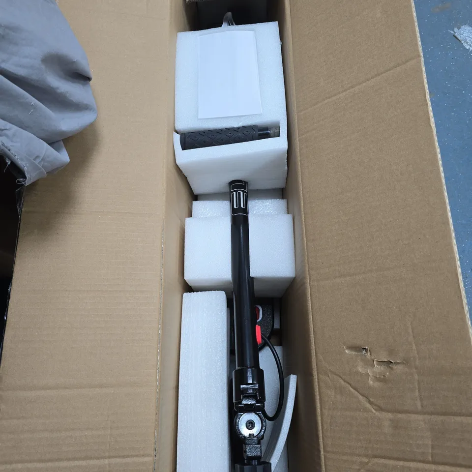 EVO VT3 E-SCOOTER - BLACK - COLLECTION ONLY