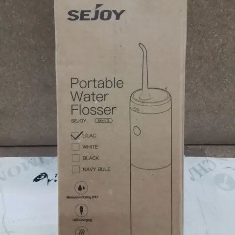 BOXED PORTABLE WATER FLOSSER