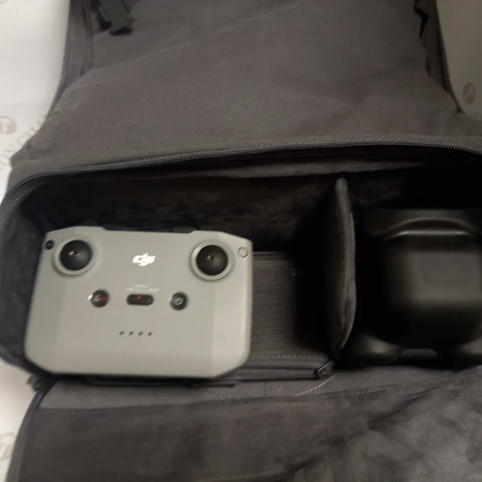 DJI MAVIC 3 FLY MORE COMBO