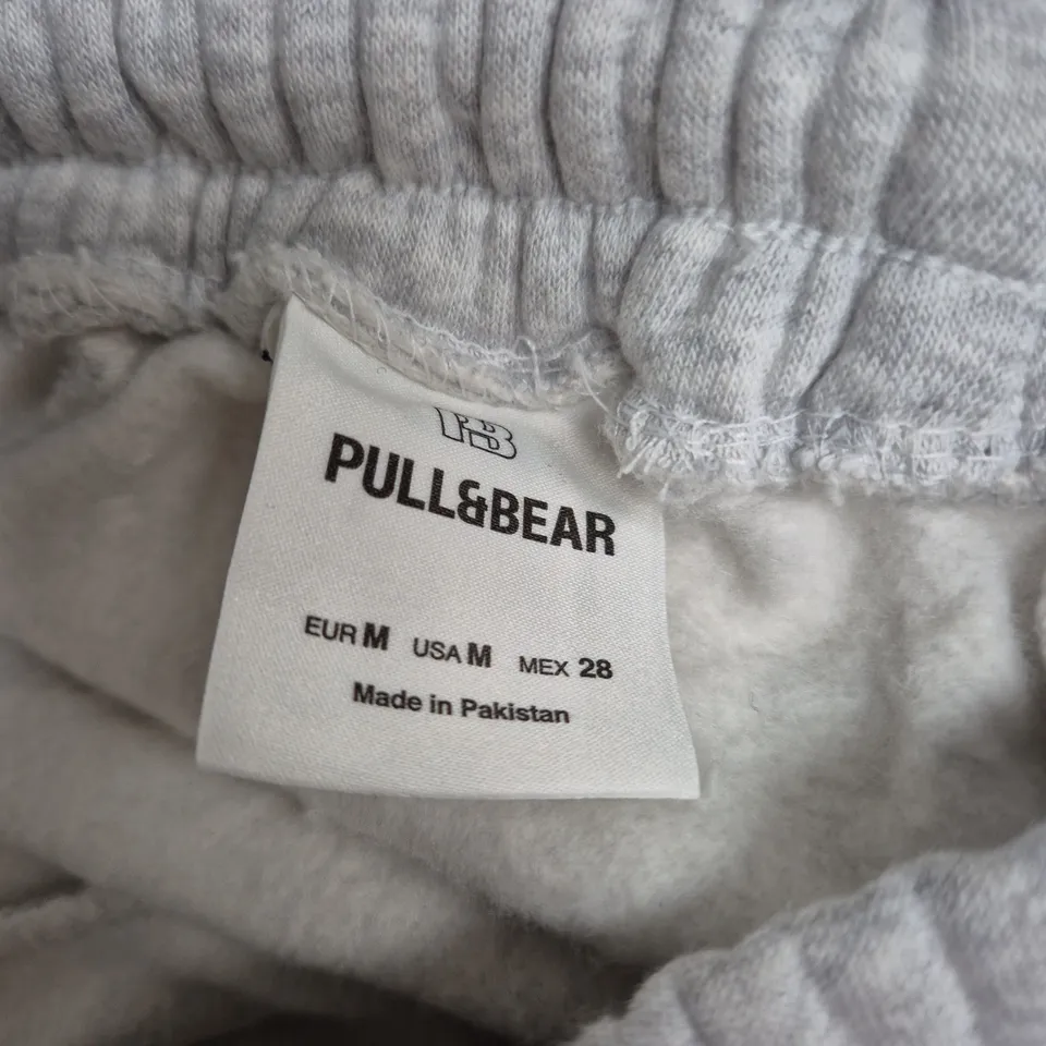 PULL&BEAR STRAIGHT LEG JOGGERS IN GREY – SIZE M