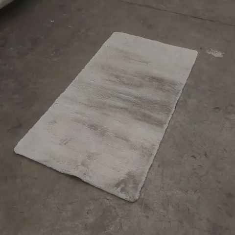 CREAM RECTANGULAR SHAG RUG 150 X 80CM