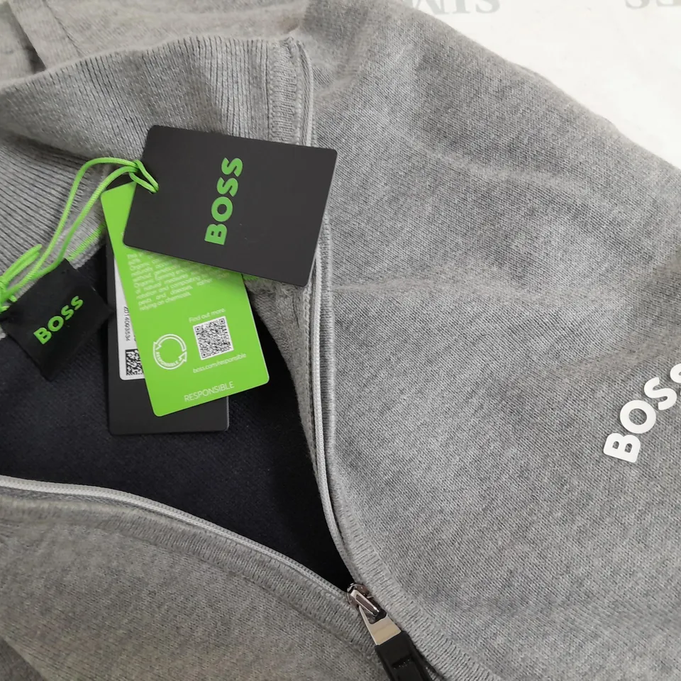 HHUGO BOSS GREY HALF ZIP JUMPER - M