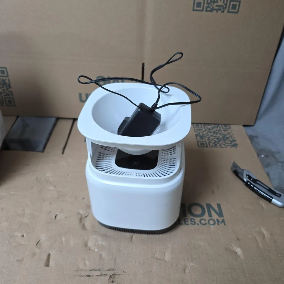 MICRO ECOLOGICAL PURIFIER DESKTOP AIR PURIFIER – WHITE