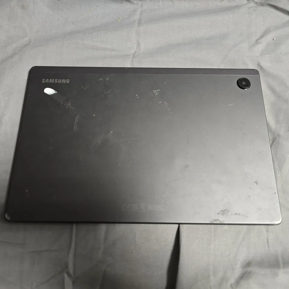 SAMSUNG TABLET – MODEL UNSPECIFIED