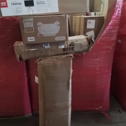 PALLET CONTAINING VARIOUS ASSORTED BOXED HOUSEHOLD ITEMS TO INCLUDE: CAMPING TENT, KIDS BOOSTER SEAT, TRIPOD TV STAND, BABY CAR SEAT, CHAIN TOASTER AND LOTS MORE UNMARKED BOXED ITEMS