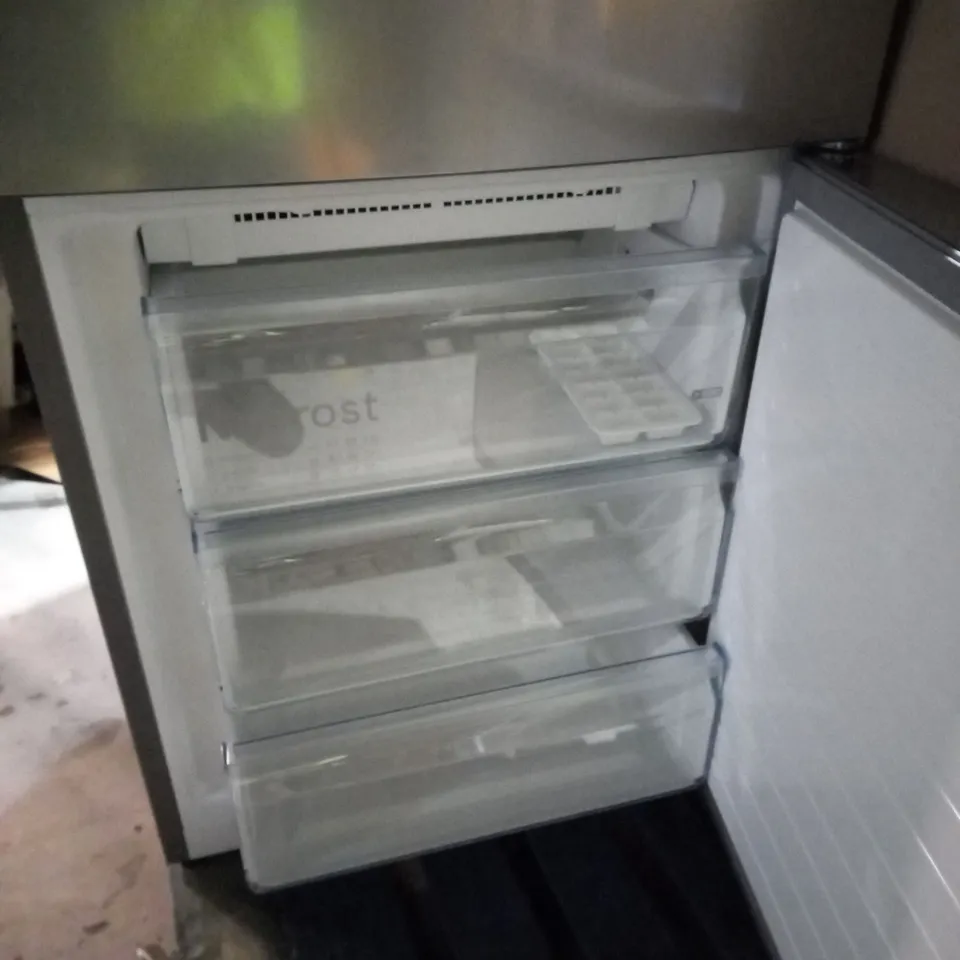 BOSCH SERIE 4 KGN49XLEA FREESTANDING FRIDGE FREEZER - XL SIZE WITH NOFROST COLLECTION ONLY