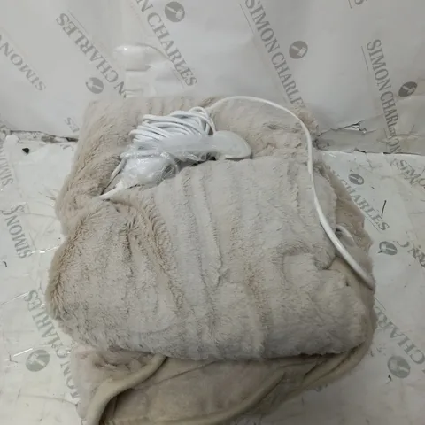 COZEE HOME FAUX FUR AND VELVETSOFT HEATED THROW WITH 9 HEAT SETTINGS
