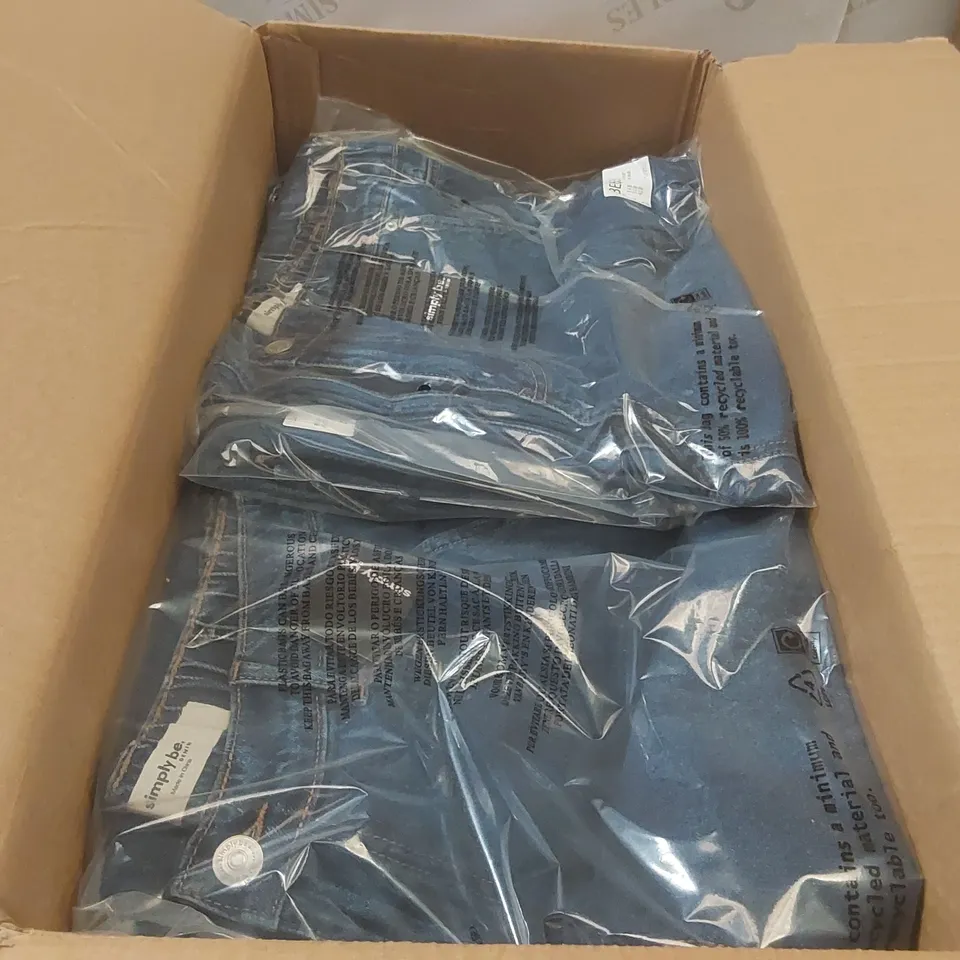 BOX CONTAINING APPROXIMATELY 16x BRAND NEW SIMPLY BE MID BLUE PLEAT DETAIL JEANS - SIZE 14R