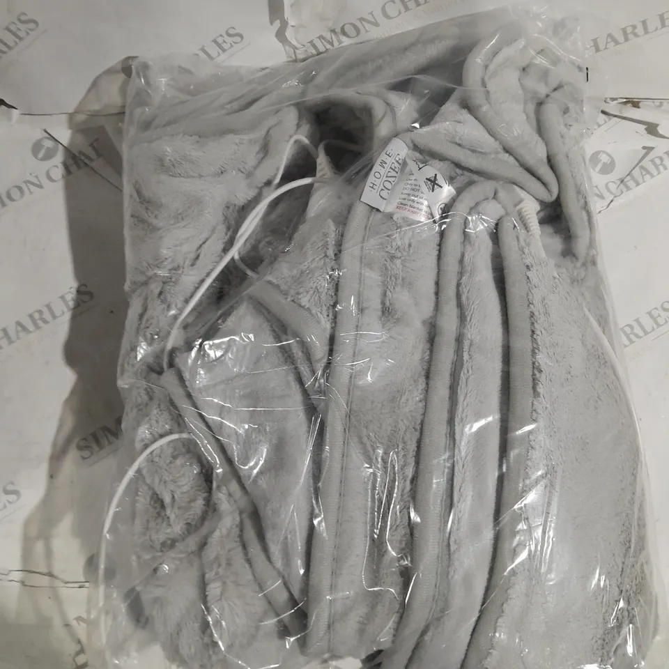 COZEE HOME VELVETSOFT HEATED THROW IN LIGHT GREY