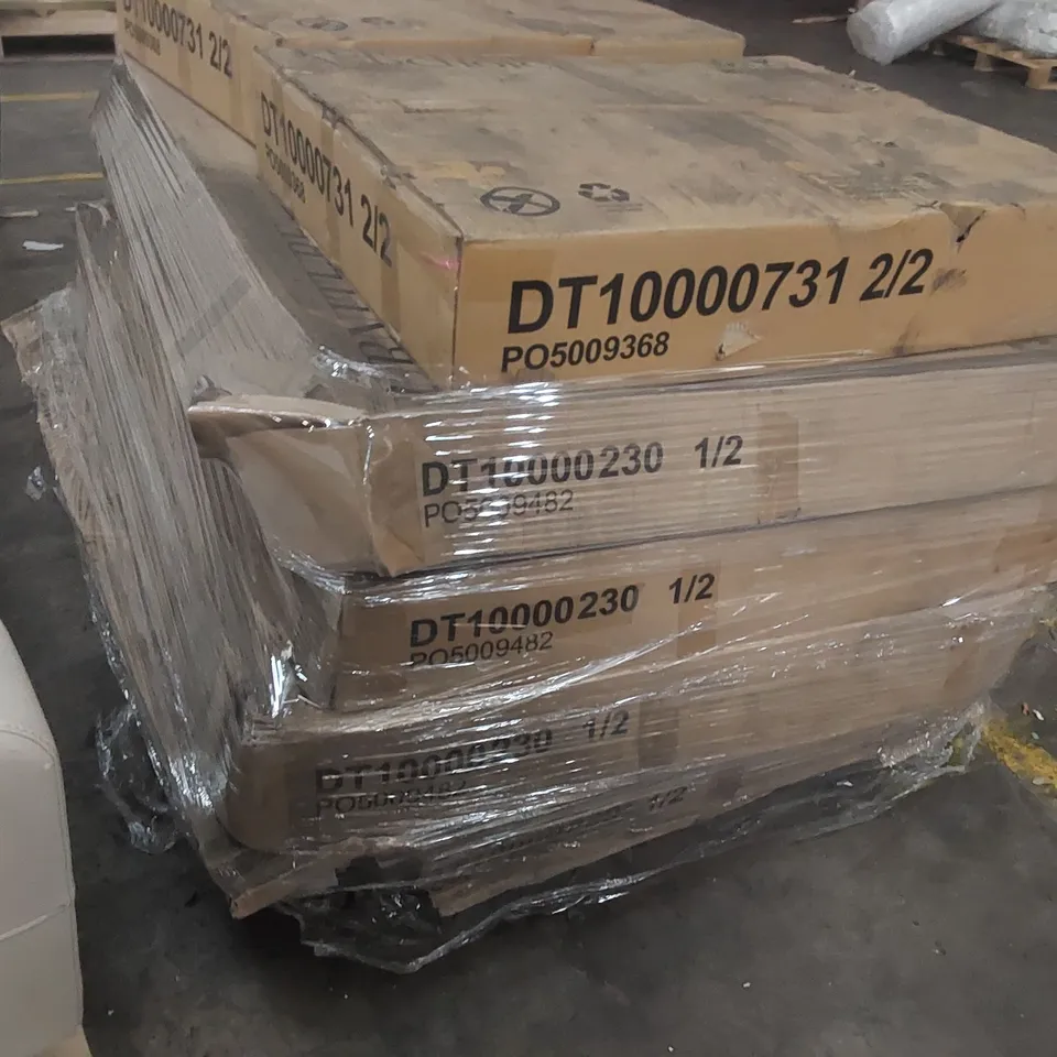 PALLET CONTAINING A LARGE QUANTITY OF INCOMPLETE DINING TABLE PARTS