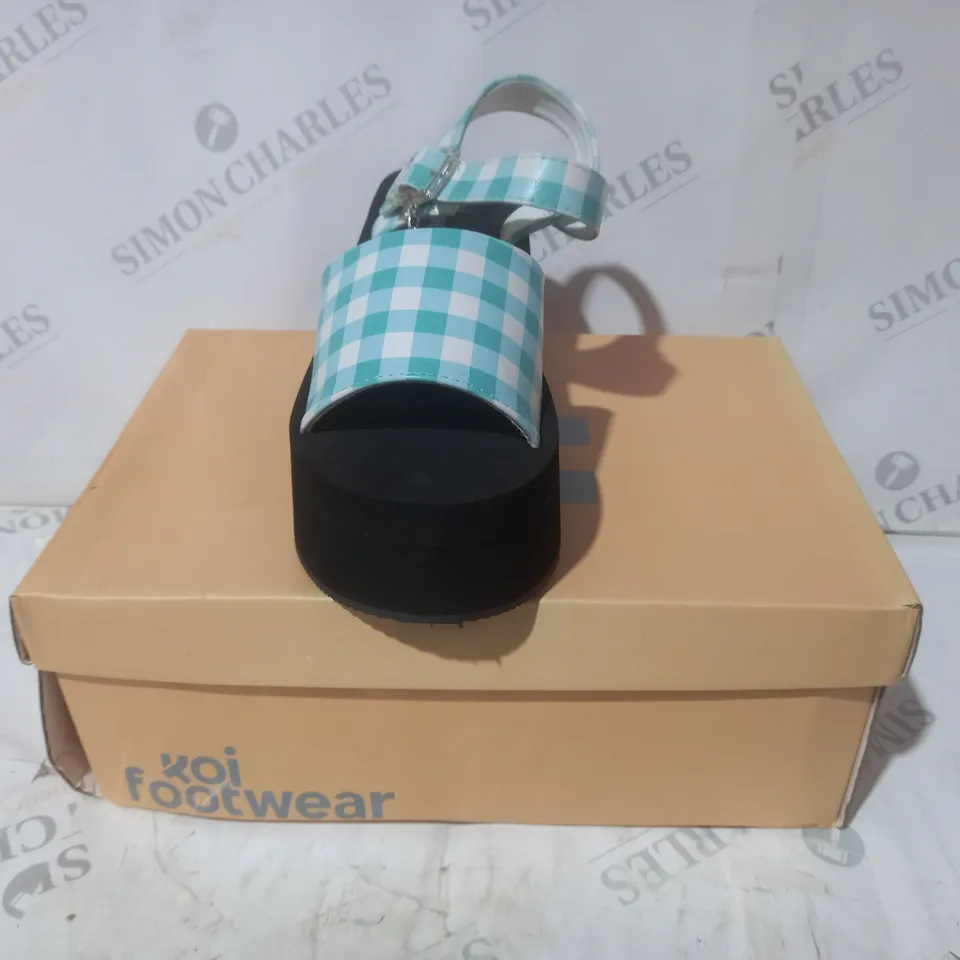 BRAND NEW BOXED PAIR OF KOI VEGAN LEATHER FLYING WHISPERS PLAID BUTTERFLY SANDALS IN BLUE UK SIZE 5